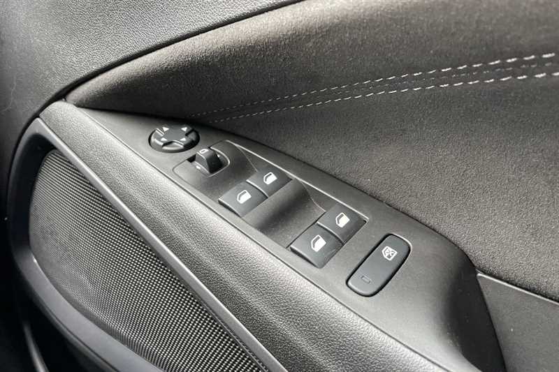 Used Vauxhall Crossland 2022 for sale - 77146090: Photo 16