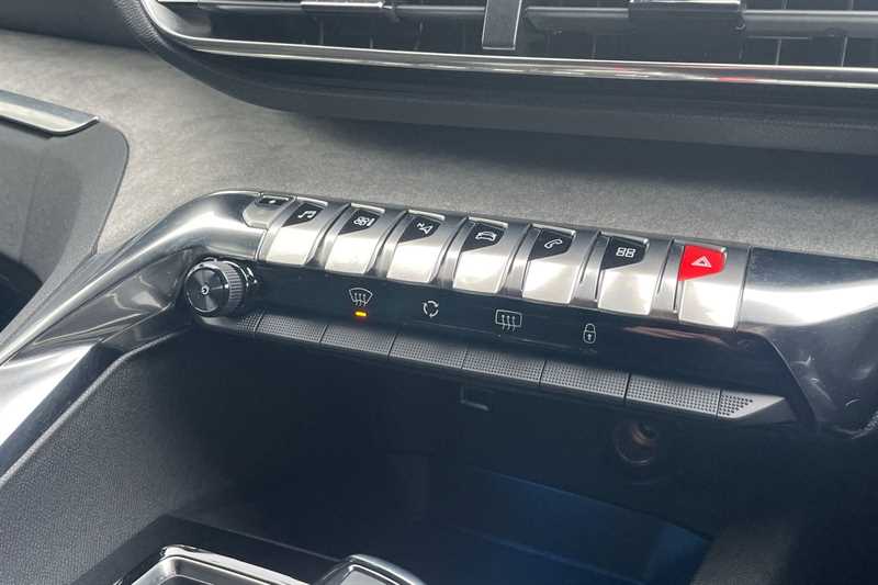 Used Peugeot 3008 2022 for sale - 77513531: Photo 15