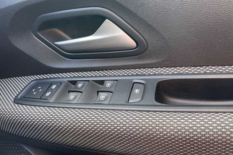 Used Dacia Sandero 2023 for sale - 76754832: Photo 16