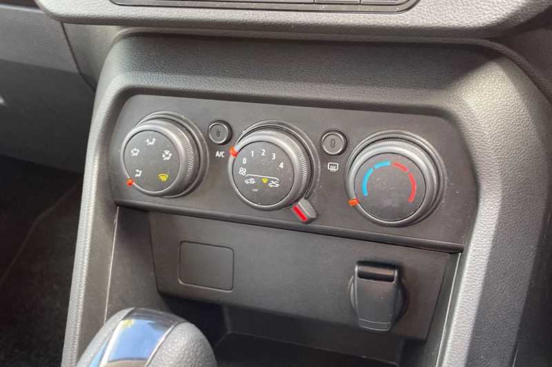 Used Dacia Sandero 2023 for sale - 76754832: Photo 23