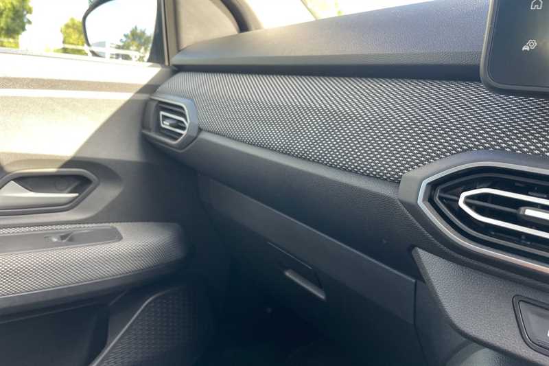 Used Dacia Sandero 2023 for sale - 76754832: Photo 26