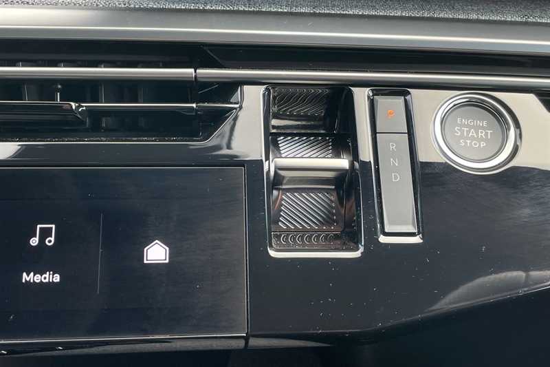 Used Peugeot 3008 2024 for sale - 76999956: Photo 26