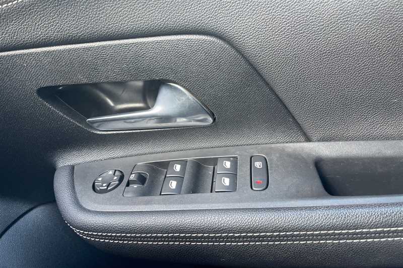 Used Vauxhall Mokka 2023 for sale - 77146593: Photo 16