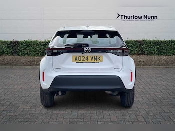 Used Toyota Yaris Cross 2024 for sale - 77960228: Photo