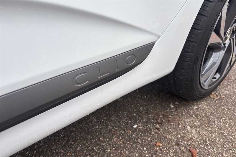 Used Renault Clio 2020 for sale - 77146883: Photo 35