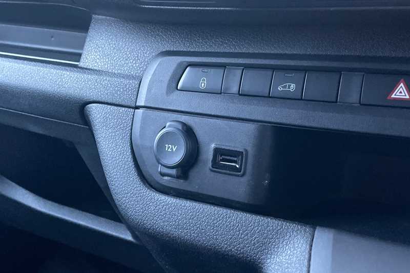 Used Vauxhall Vivaro 2023 for sale - 77471577: Photo 11