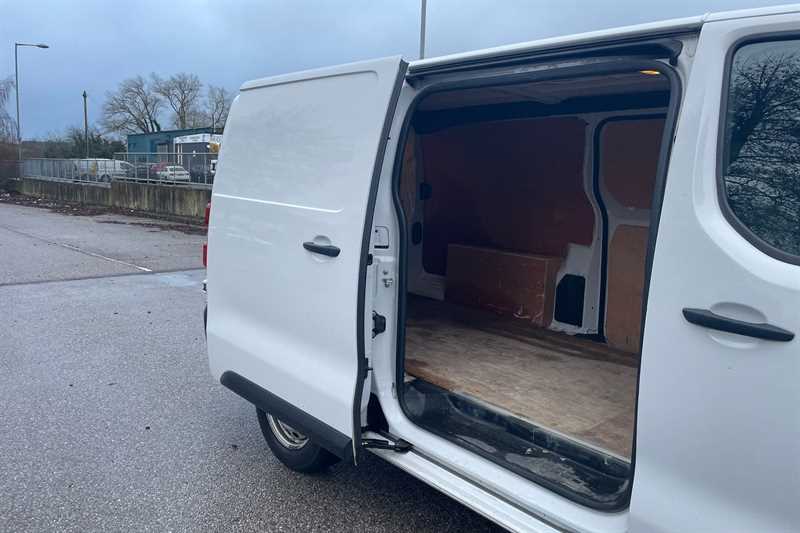 Used Vauxhall Vivaro 2023 for sale - 77471577: Photo 29