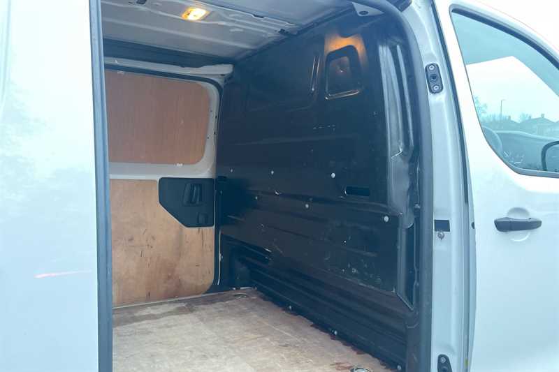 Used Vauxhall Vivaro 2023 for sale - 77471577: Photo 30