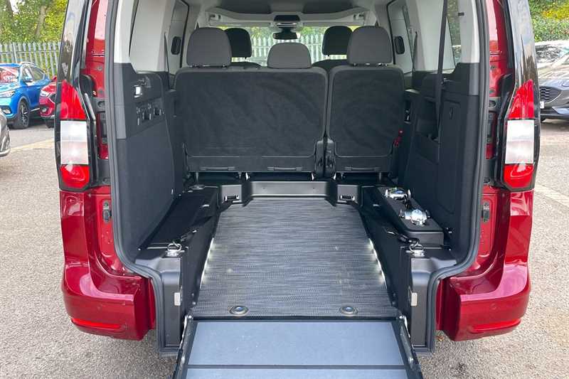 Used Ford Tourneo Connect 2023 for sale - 77146022: Photo 41