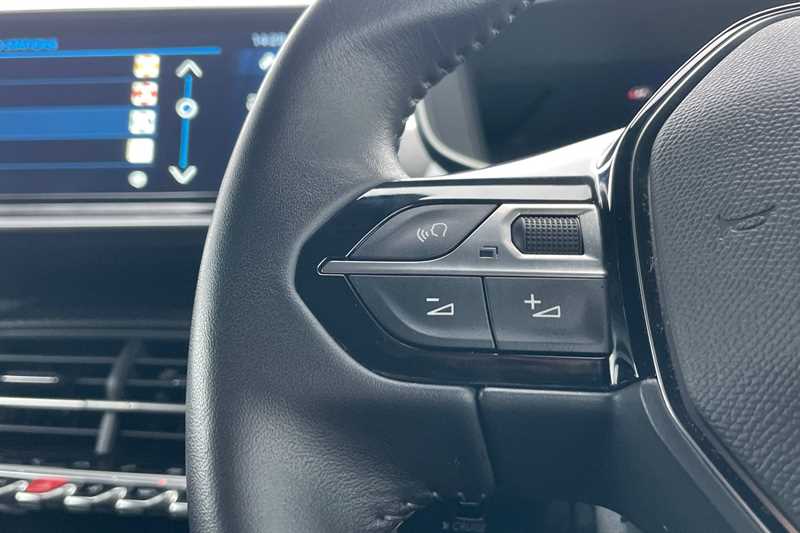 Used Peugeot 208 2023 for sale - 77167376: Photo 21