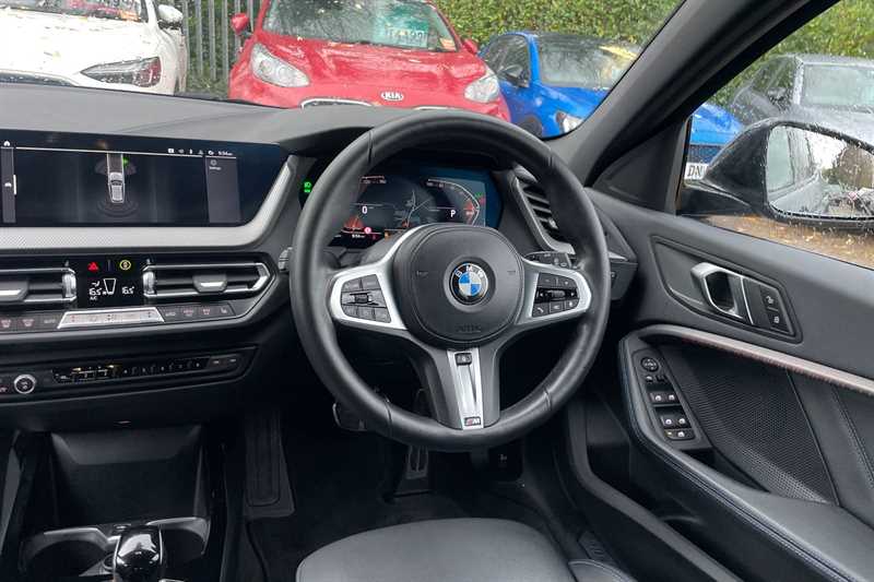 Used BMW 1 Series 2023 for sale - 77146937: Photo 11