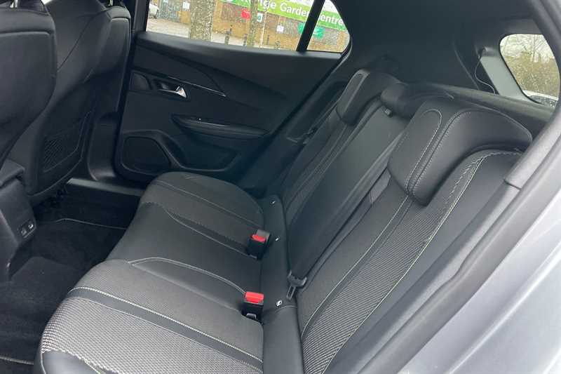 Used Peugeot 2008 2023 for sale - 77471636: Photo 37