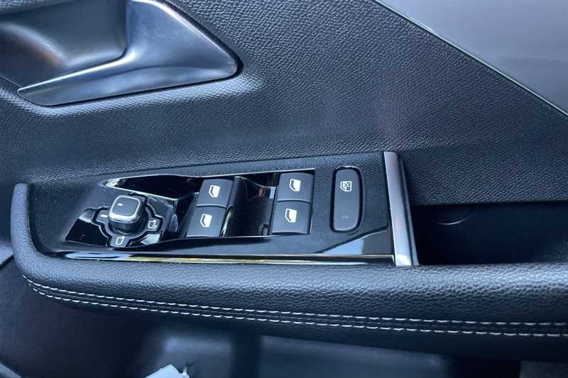 Used Vauxhall Astra 2023 for sale - 77146389: Photo 15