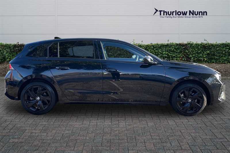 Used Vauxhall Astra 2023 for sale - 77146389: Photo 2