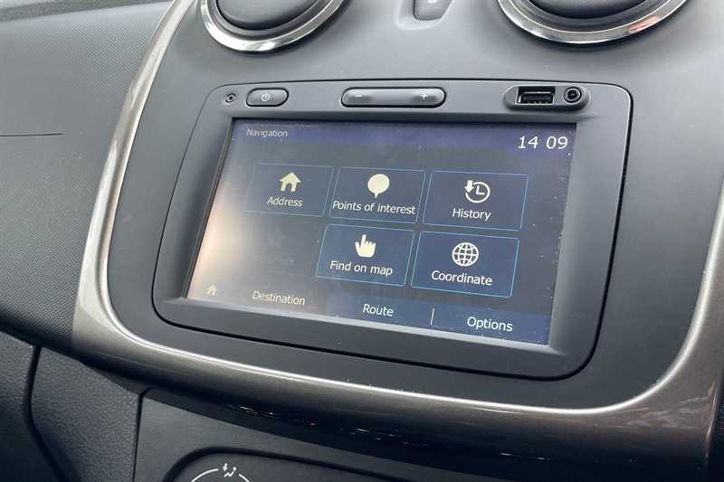 Used Dacia Sandero Stepway 2016 for sale - 76410711: Photo 18