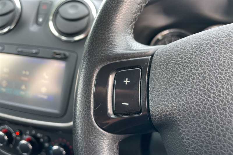 Used Dacia Sandero Stepway 2016 for sale - 76410711: Photo 21