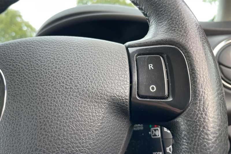 Used Dacia Sandero Stepway 2016 for sale - 76410711: Photo 22