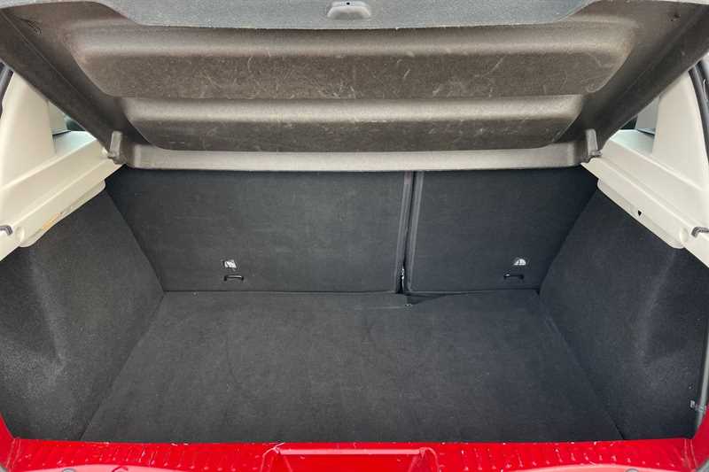 Used Dacia Sandero Stepway 2016 for sale - 76410711: Photo 24