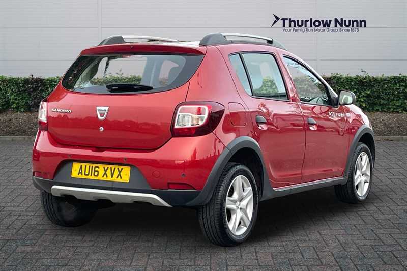 Used Dacia Sandero Stepway 2016 for sale - 76410711: Photo 3