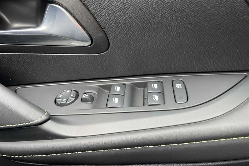 Used Peugeot 208 2022 for sale - 76204500: Photo 17