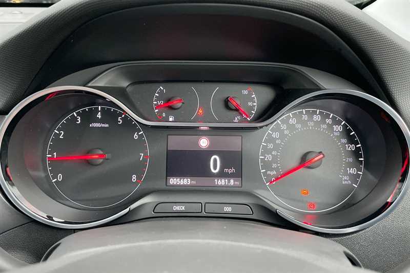 Used Vauxhall Crossland 2022 for sale - 77146020: Photo 20