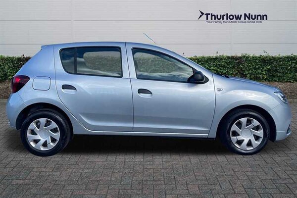 Used Dacia Sandero 2020 for sale - 76062490: Photo 2