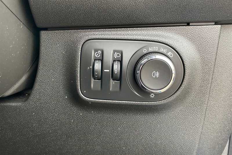 Used Vauxhall ADAM 2017 for sale - 76434921: Photo 29