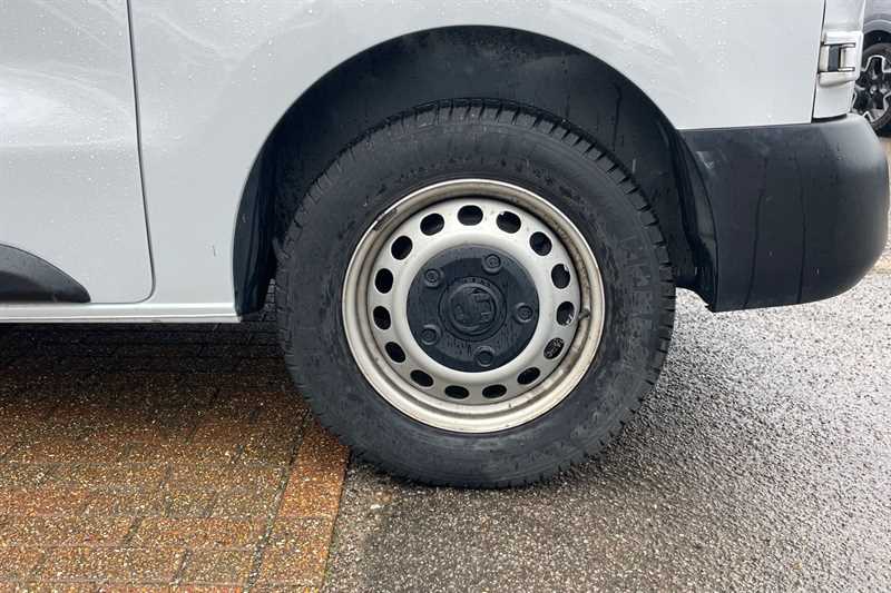 Used Vauxhall Vivaro 2023 for sale - 77513179: Photo 8