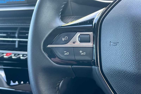 Used Peugeot 208 2022 for sale - 76087117: Photo 21