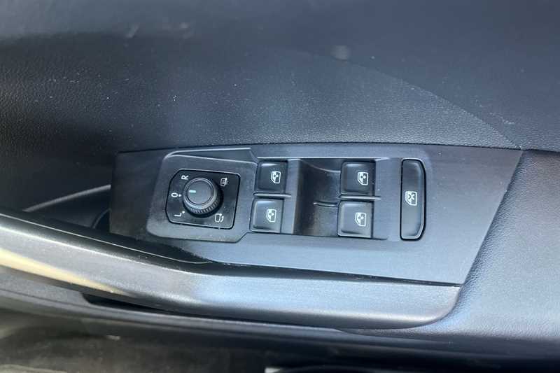 Used Volkswagen T-Cross 2022 for sale - 76773646: Photo 16