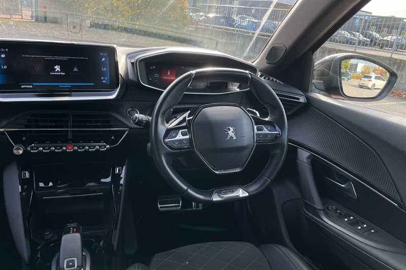 Used Peugeot 2008 2020 for sale - 76410746: Photo 11