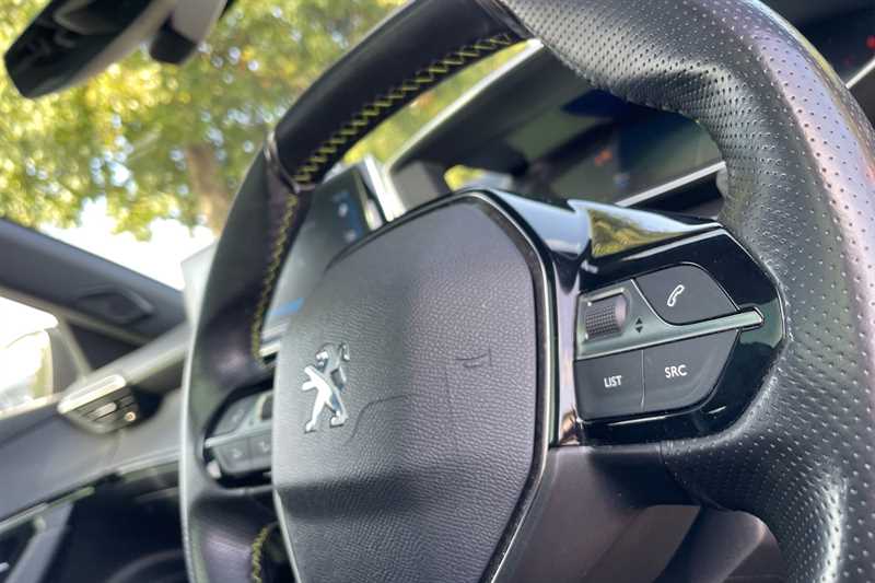 Used Peugeot 2008 2020 for sale - 76410746: Photo 30