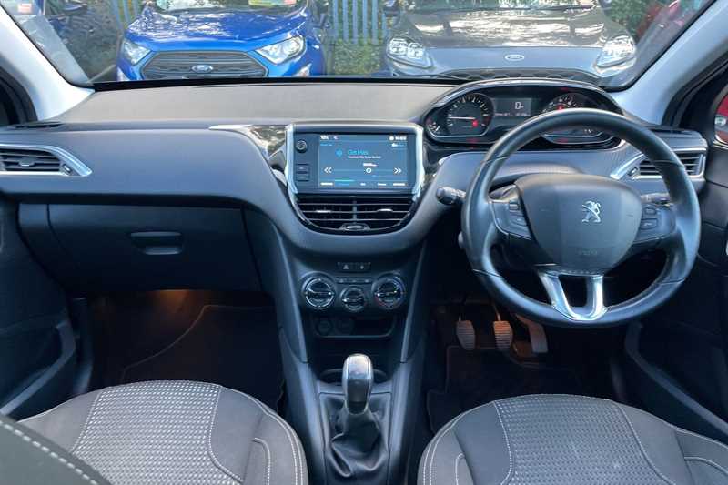 Used Peugeot 208 2017 for sale - 76378636: Photo 12