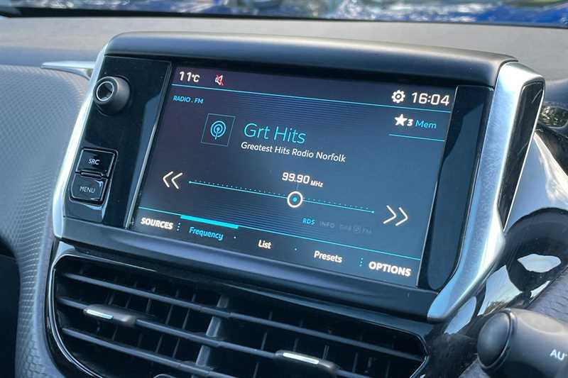 Used Peugeot 208 2017 for sale - 76378636: Photo 17