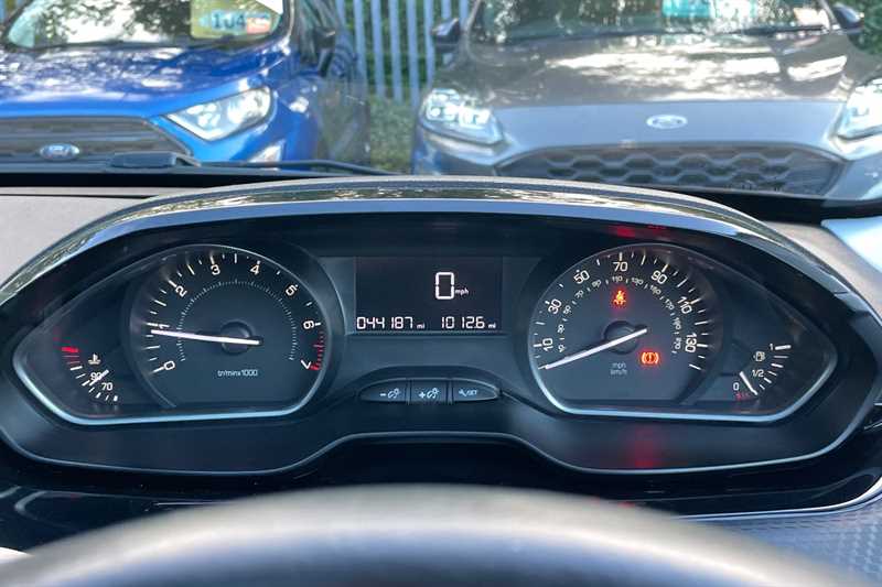 Used Peugeot 208 2017 for sale - 76378636: Photo 20