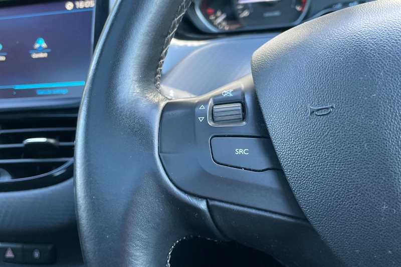 Used Peugeot 208 2017 for sale - 76378636: Photo 21