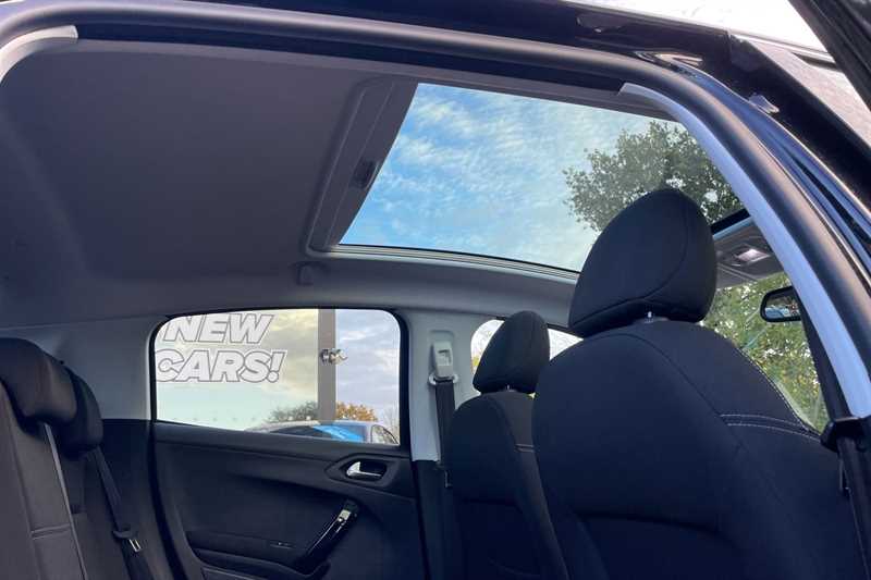 Used Peugeot 208 2017 for sale - 76378636: Photo 39