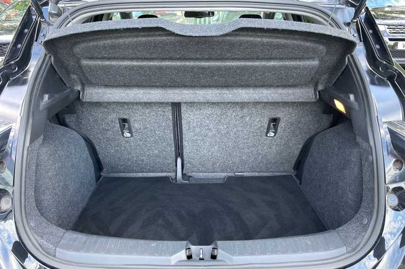 Used Nissan Micra 2019 for sale - 76361729: Photo 24