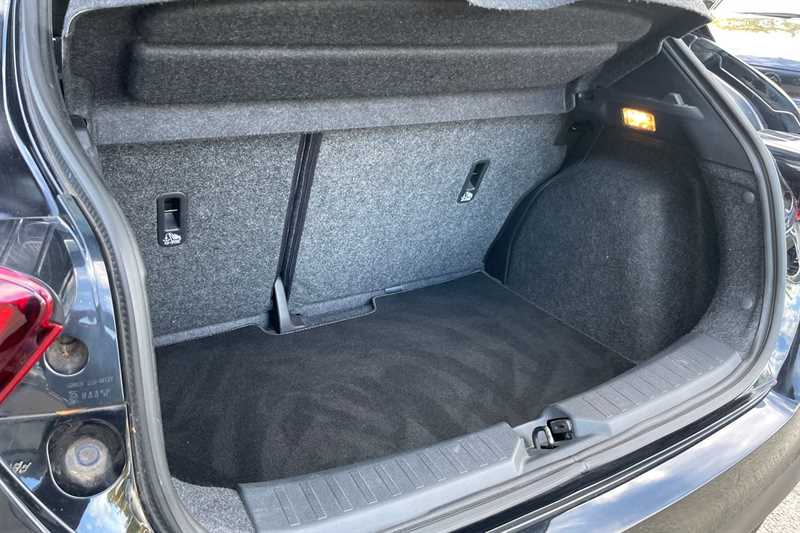 Used Nissan Micra 2019 for sale - 76361729: Photo 38