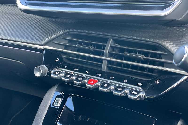 Used Peugeot 2008 2023 for sale - 78172849: Photo 14