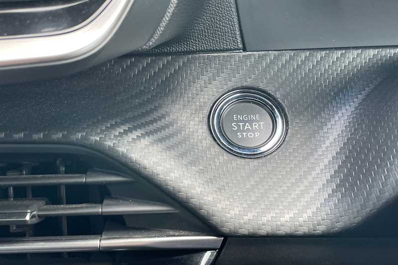 Used Peugeot 2008 2023 for sale - 78172849: Photo 29