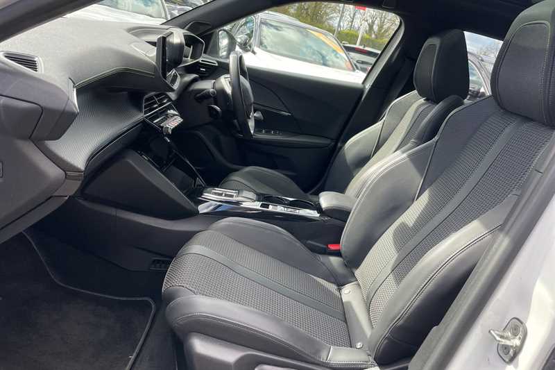 Used Peugeot 2008 2023 for sale - 78172849: Photo 35