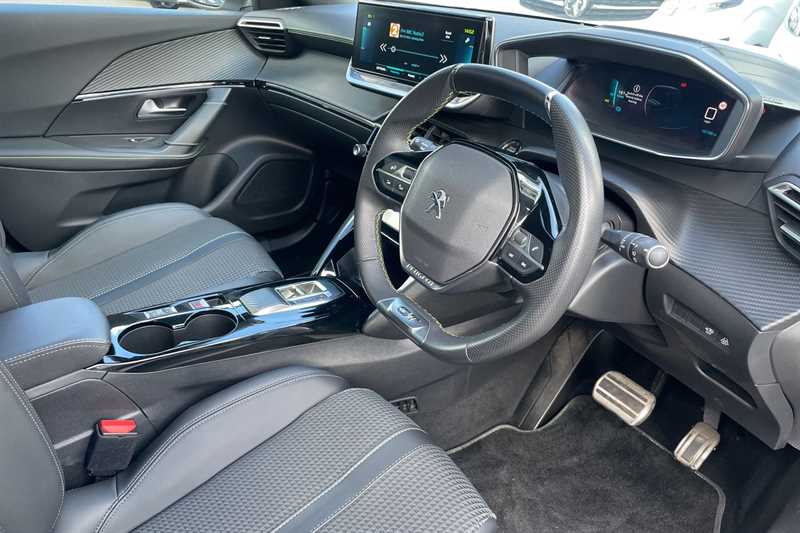 Used Peugeot 2008 2023 for sale - 78172849: Photo 9