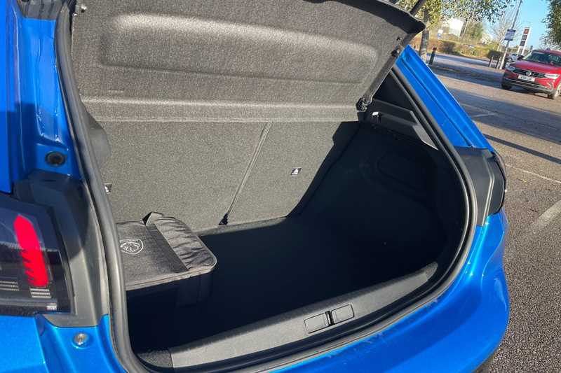 Used Peugeot 208 2022 for sale - 76804337: Photo 24