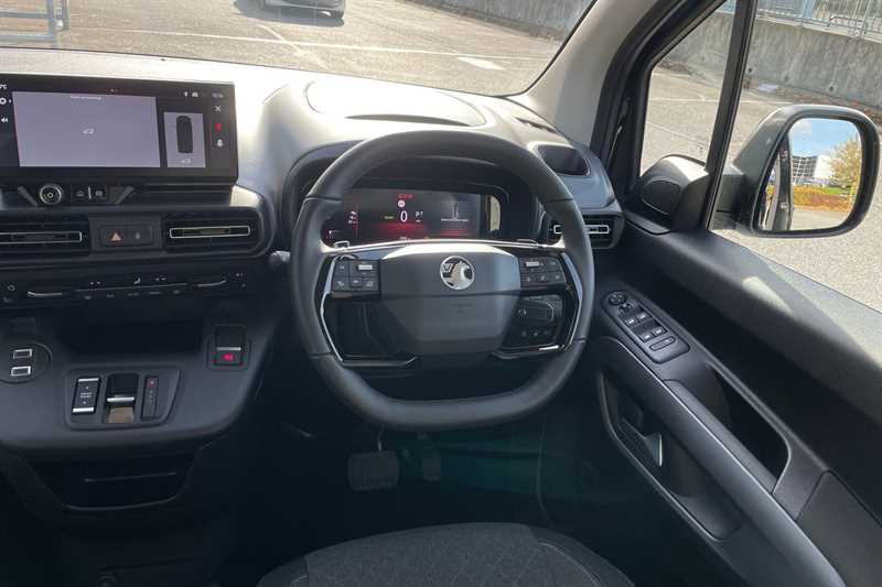 Used Vauxhall Combo Life Electric 2025 for sale - 76410710: Photo 11