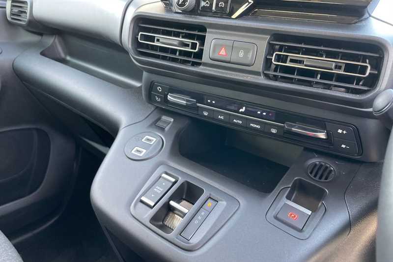 Used Vauxhall Combo Life Electric 2025 for sale - 76410710: Photo 15