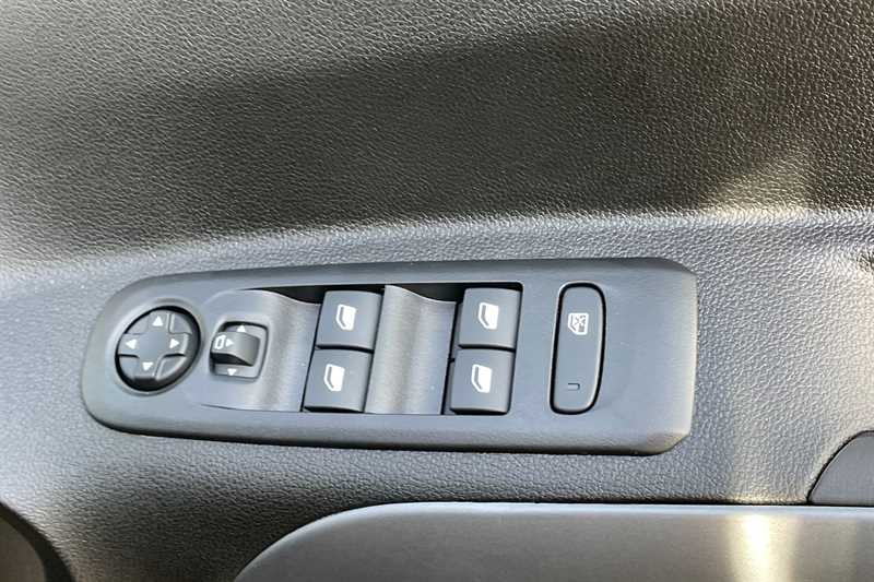 Used Vauxhall Combo Life Electric 2025 for sale - 76410710: Photo 16