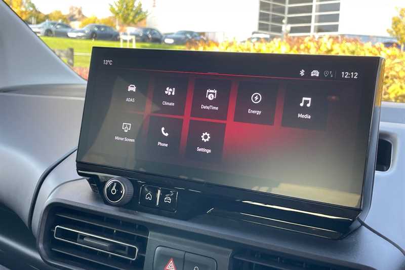 Used Vauxhall Combo Life Electric 2025 for sale - 76410710: Photo 18