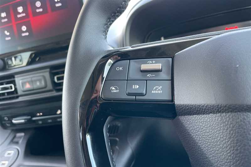 Used Vauxhall Combo Life Electric 2025 for sale - 76410710: Photo 21