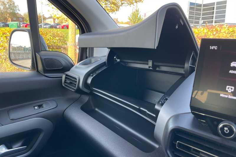 Used Vauxhall Combo Life Electric 2025 for sale - 76410710: Photo 26